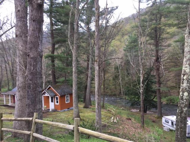 Gaines Pine Creek Motel & Campsites מראה חיצוני תמונה